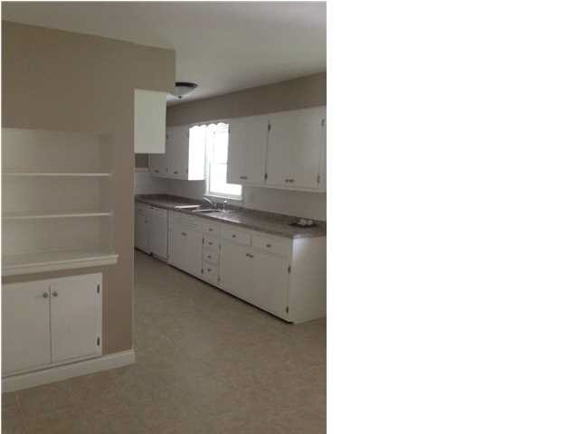 5817 Monroe Ave, Evansville, IN 47715 photo 2