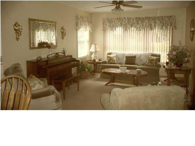 22 Daviess Dr, Washington, IN 47501 photo 5