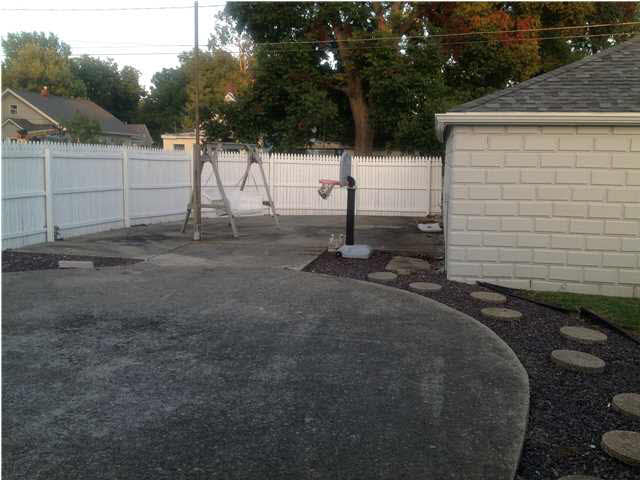 301 Elm St, Haubstadt, IN 47639 photo 4