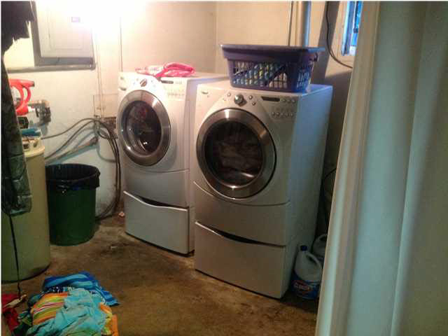 301 Elm St, Haubstadt, IN 47639 photo 18