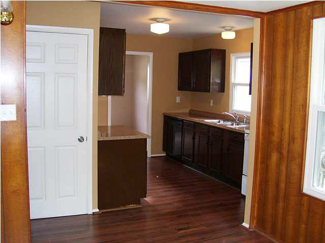 631 S Harlan Ave, Evansville, IN 47714 photo 8
