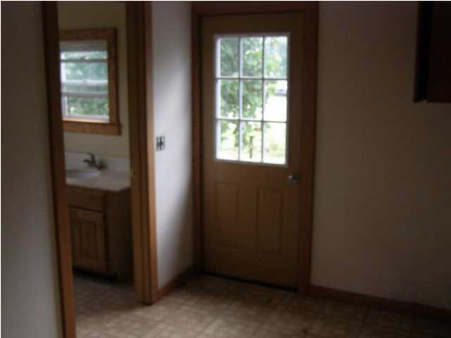 110 S Gibson St, Oakland City, IN 47660 photo 12