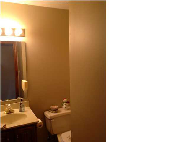 8515 Edinborough Rd, Evansville, IN 47725 photo 12