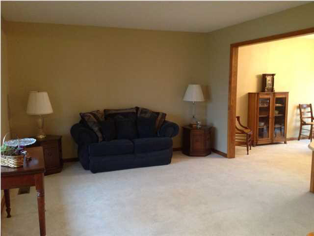 8515 Edinborough Rd, Evansville, IN 47725 photo 3