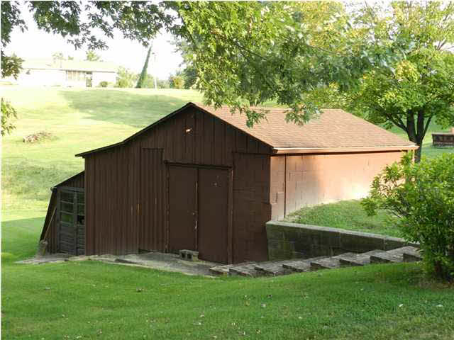 606 Kennedy Dr, Princeton, IN 47670 photo 23
