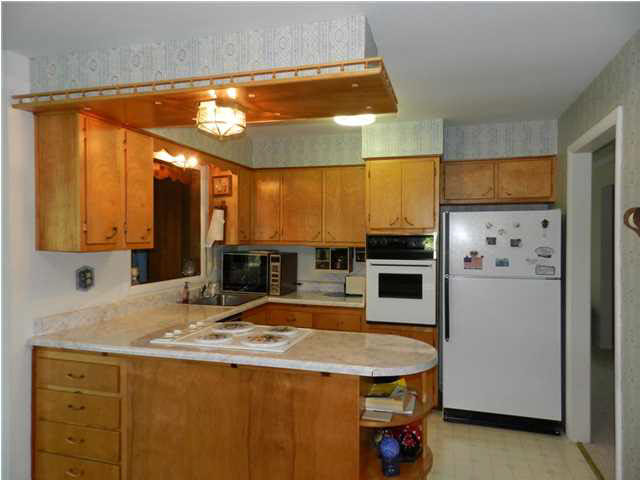 606 Kennedy Dr, Princeton, IN 47670 photo 6