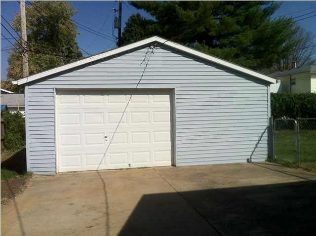 507 N Park Dr, Evansville, IN 47710 photo 17