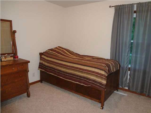 5617 W Saint Joseph Rd, Evansville, IN 47720 photo 12