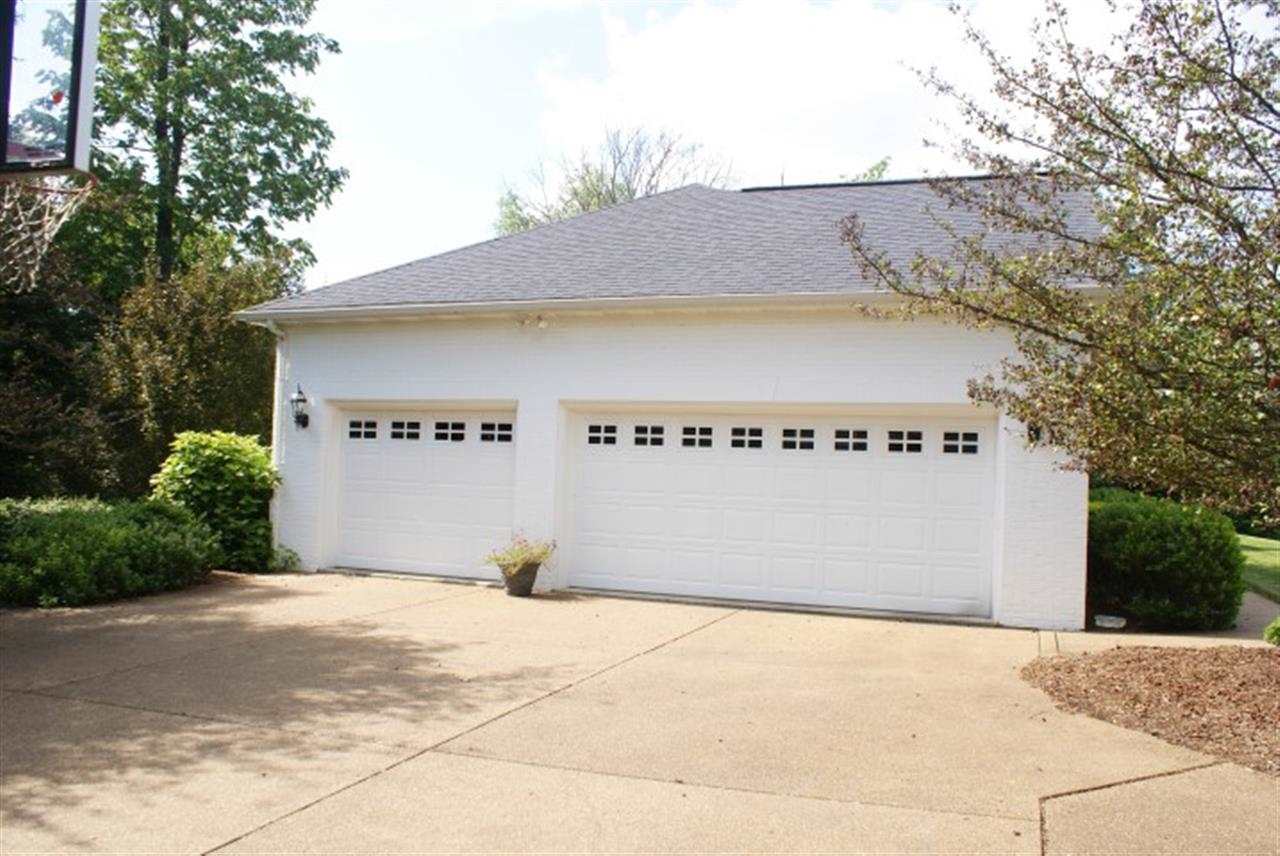 11308 Brown Oak Ct, Evansville, IN 47725 photo 30
