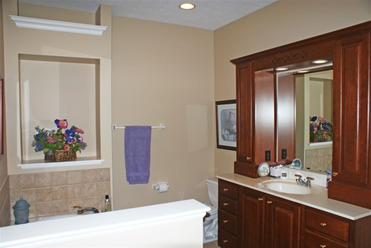 11308 Brown Oak Ct, Evansville, IN 47725 photo 15