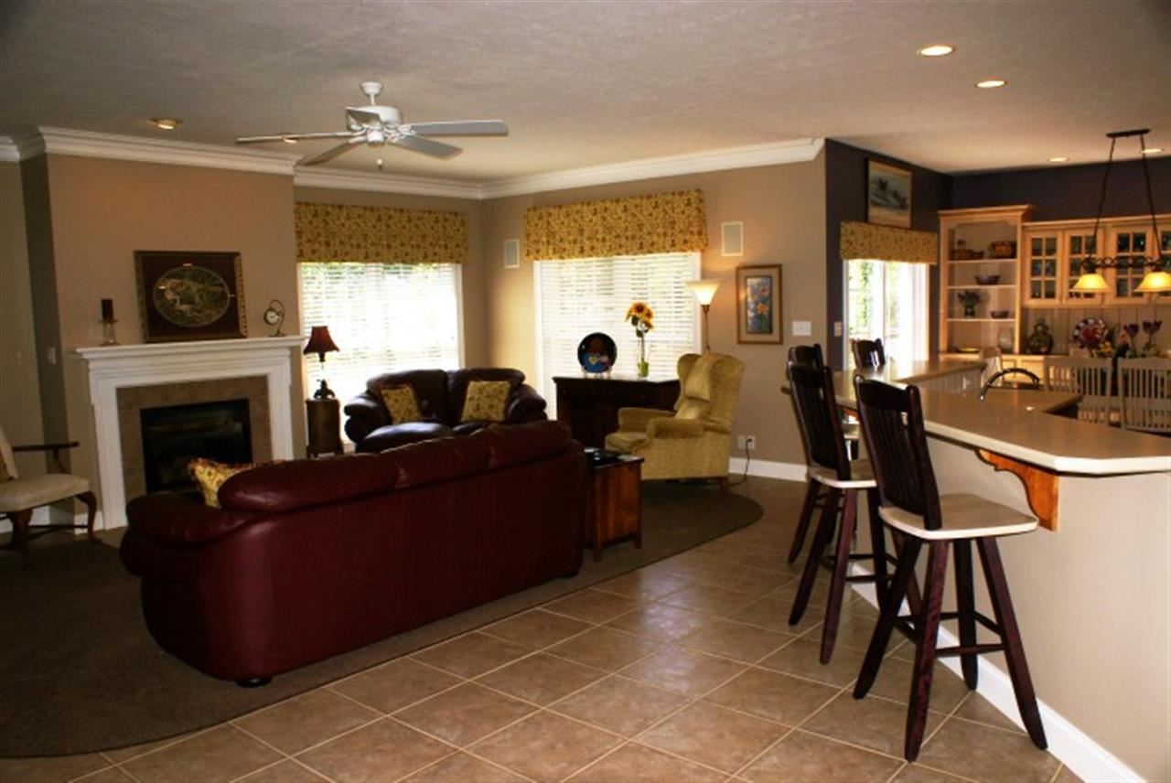 11308 Brown Oak Ct, Evansville, IN 47725 photo 6
