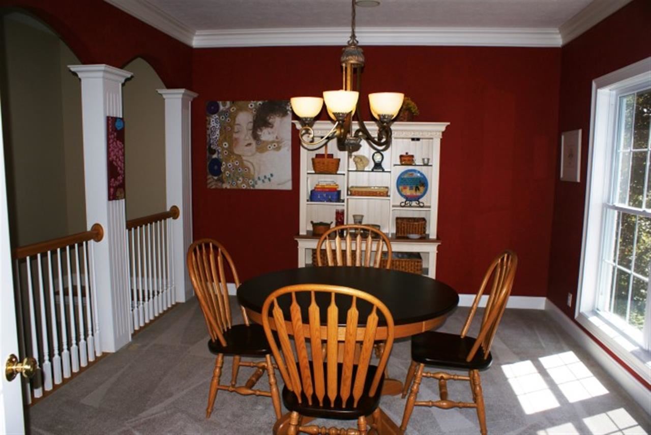 11308 Brown Oak Ct, Evansville, IN 47725 photo 4