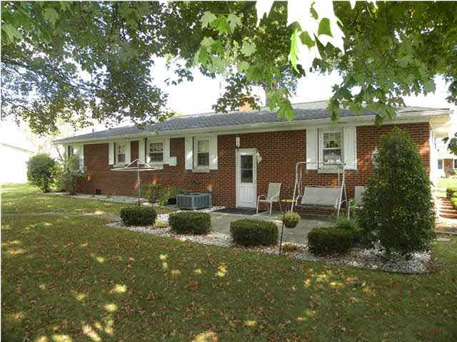 501 N Hull St, Fort Branch, IN 47648 photo 12