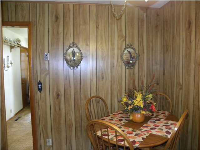 501 N Hull St, Fort Branch, IN 47648 photo 5