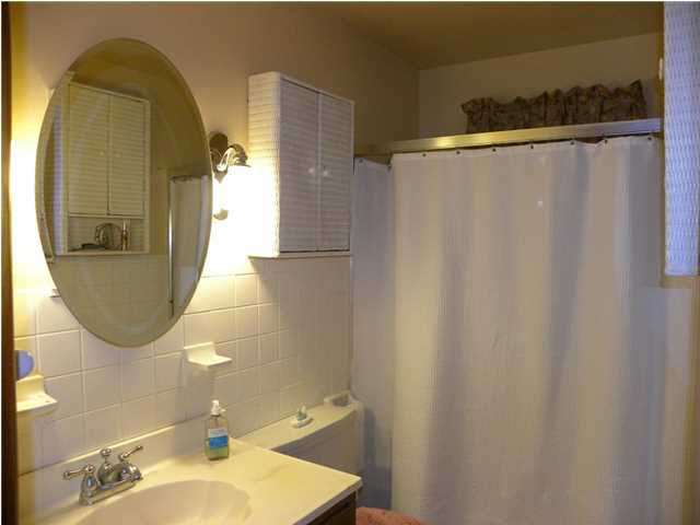 501 N Hull St, Fort Branch, IN 47648 photo 11
