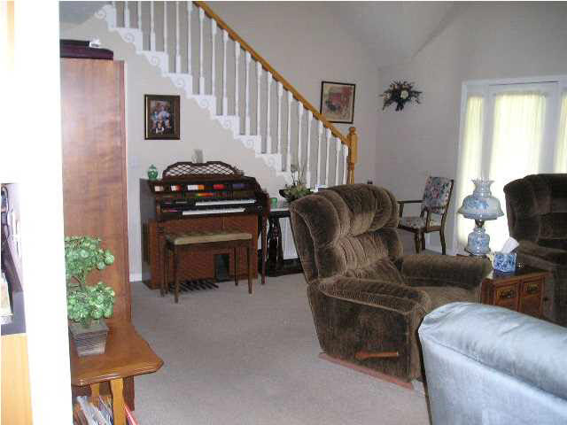 1005 Sebree Pratt Rd, Sebree, KY 42455 photo 3