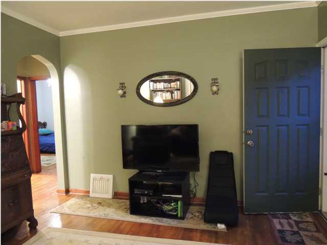 1007 N Weinbach Ave, Evansville, IN 47711 photo 2