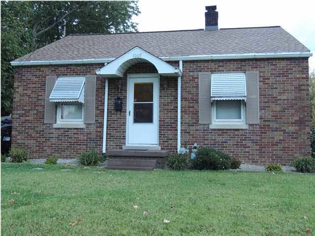 1007 N Weinbach Ave, Evansville, IN 47711 photo 1