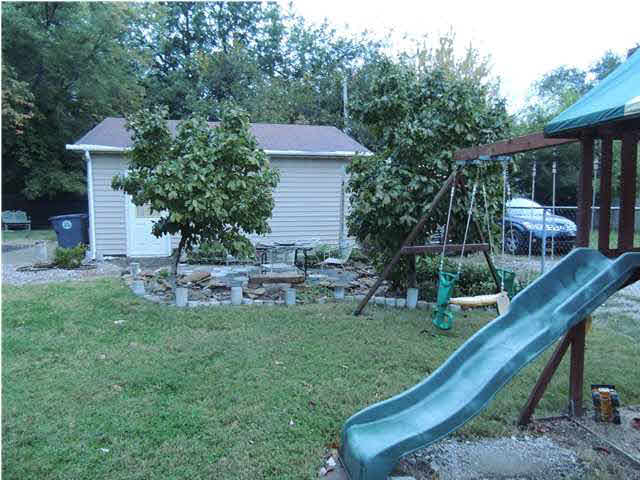 1007 N Weinbach Ave, Evansville, IN 47711 photo 19