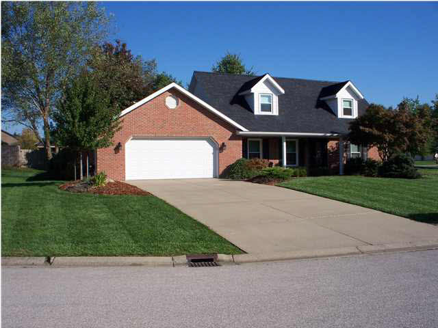 34 Daffodil Ct, Jasper, IN 47546 photo 2