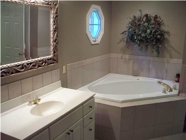 34 Daffodil Ct, Jasper, IN 47546 photo 8