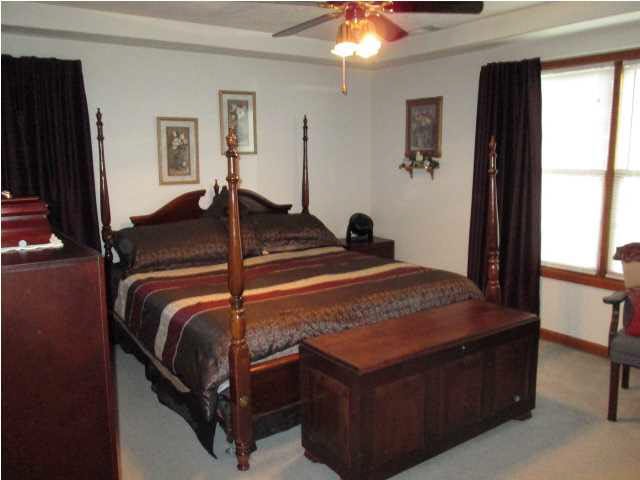 1030 W Rudolph Ln, Santa Claus, IN 47579 photo 4