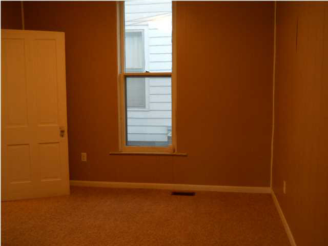 715 E Fourth St, Mount Vernon, IN 47620 photo 10