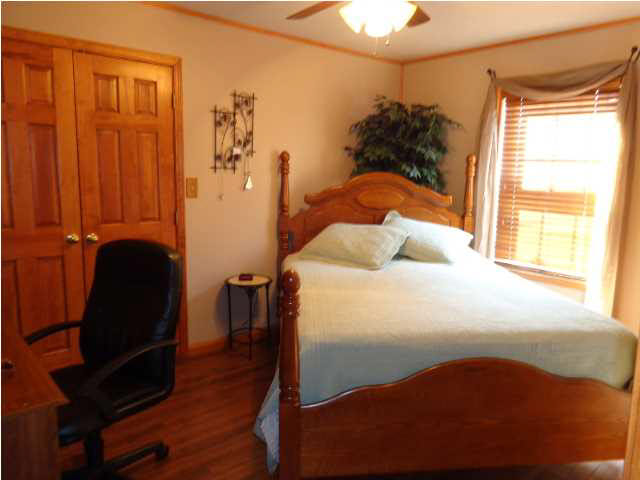 7734 Miranda Dr, Evansville, IN 47711 photo 13