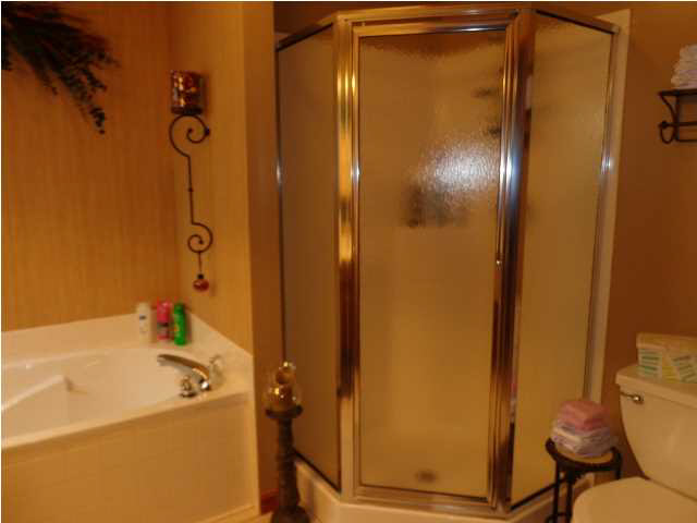 7734 Miranda Dr, Evansville, IN 47711 photo 9