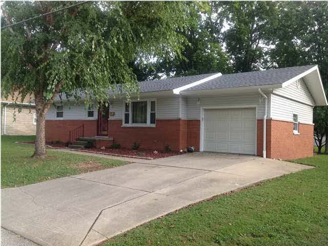 705 Tretter Park Dr, Fort Branch, IN 47648 photo 1