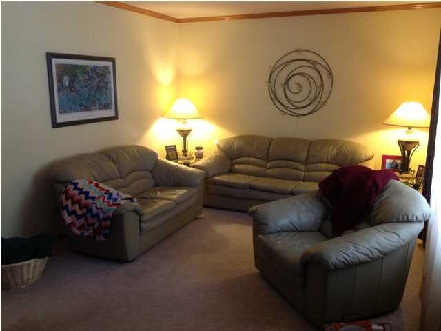 705 Tretter Park Dr, Fort Branch, IN 47648 photo 3