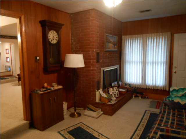 12681 N 1025 E, Odon, IN 47562 photo 6