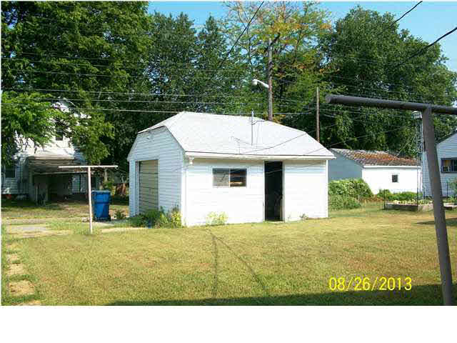 614 N 4th St, Vincennes, IN 47591 photo 13