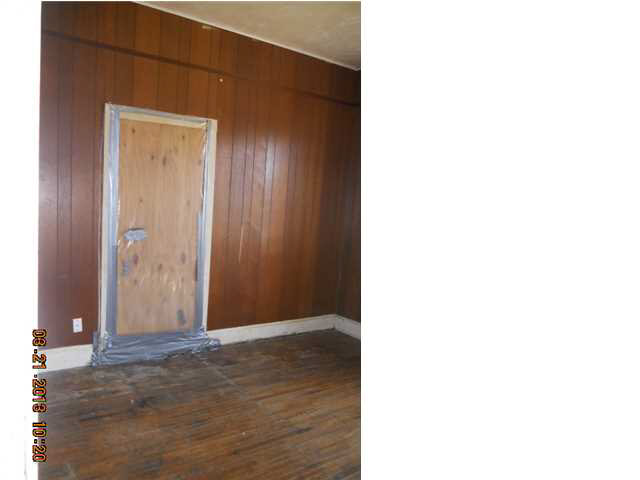 1610 Howard St, Evansville, IN 47713 photo 8