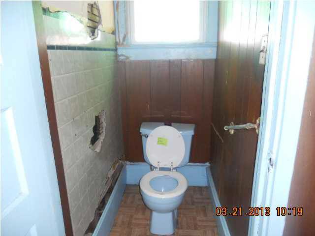 1610 Howard St, Evansville, IN 47713 photo 7