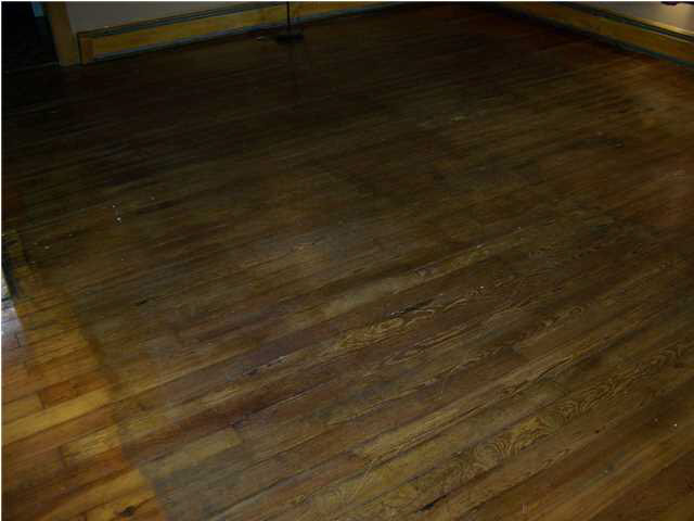 704 E Water St, Mount Vernon, IN 47620 photo 6