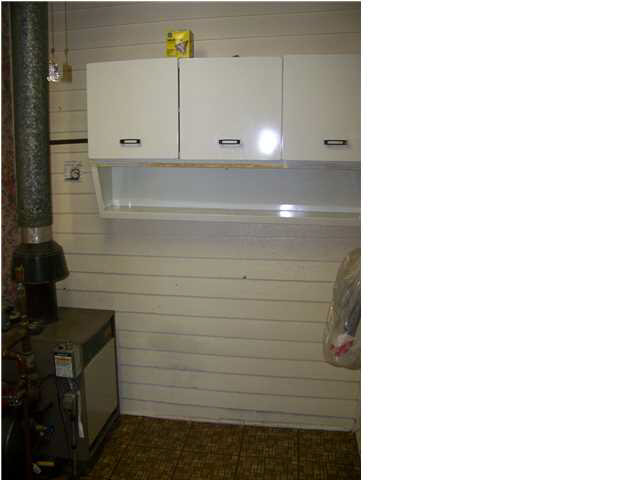 704 E Water St, Mount Vernon, IN 47620 photo 12