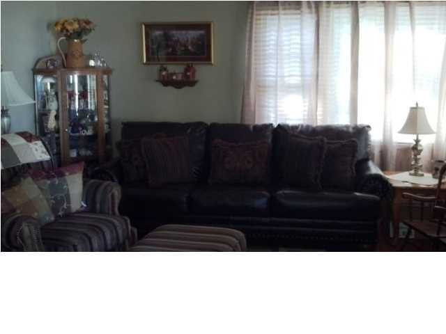 699 Brett Cabel Rd, Washington, IN 47501 photo 2