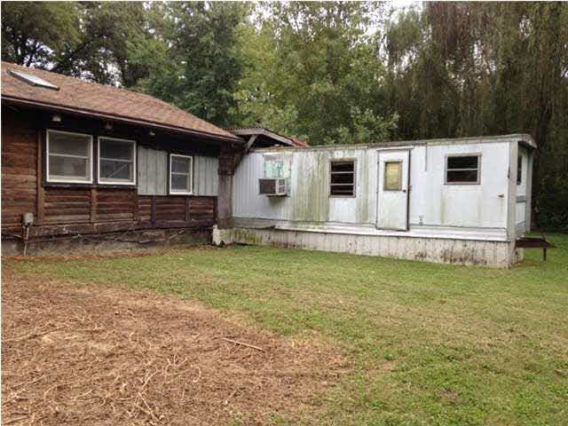 831 W 6th St, Bicknell, IN 47512 photo 4