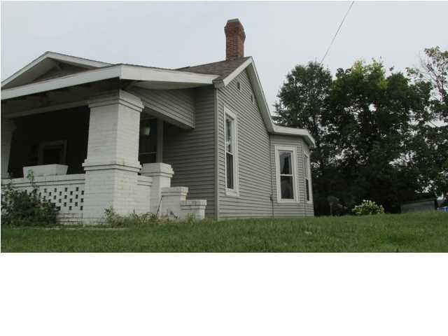 1509 E Main St, Petersburg, IN 47567 photo 9