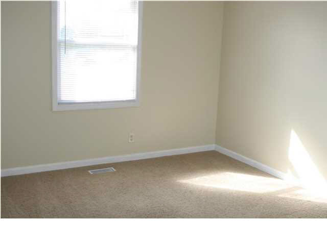 1320 Harlaxton Rd, Evansville, IN 47725 photo 10