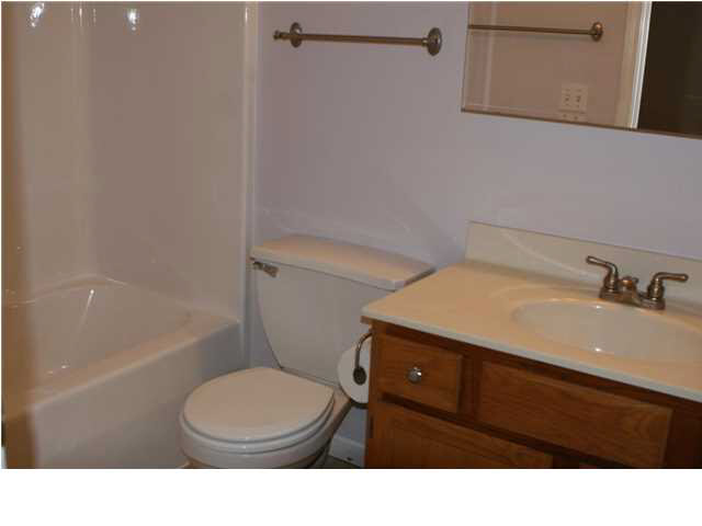 1320 Harlaxton Rd, Evansville, IN 47725 photo 8