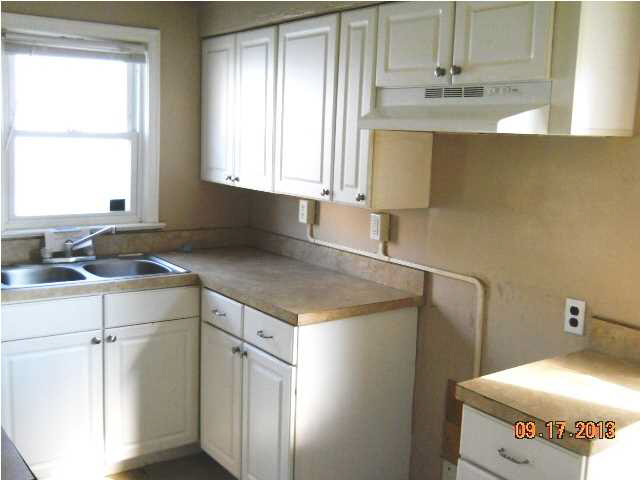 1619 Monroe Ave, Evansville, IN 47714 photo 4