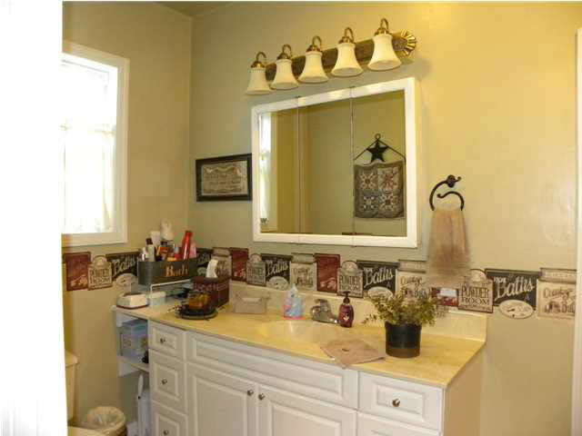 920 N West St, Princeton, IN 47670 photo 7
