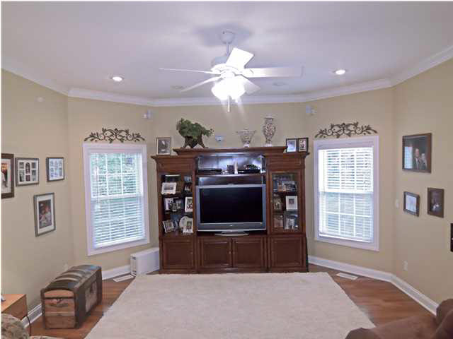 2333 Schenk Rd, Evansville, IN 47720 photo 16