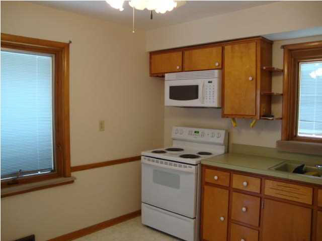 811 Joan Ave, Evansville, IN 47711 photo 4