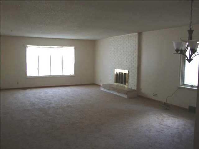 811 Joan Ave, Evansville, IN 47711 photo 6