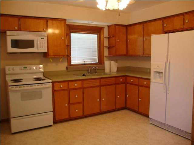 811 Joan Ave, Evansville, IN 47711 photo 3