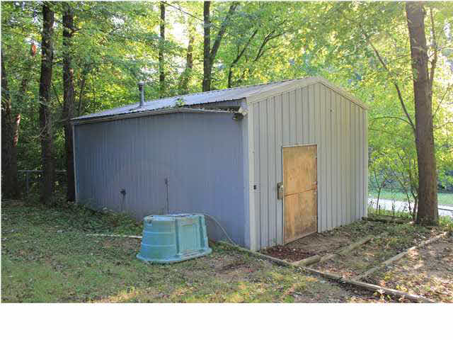 27 Poplar St, Birdseye, IN 47513 photo 4