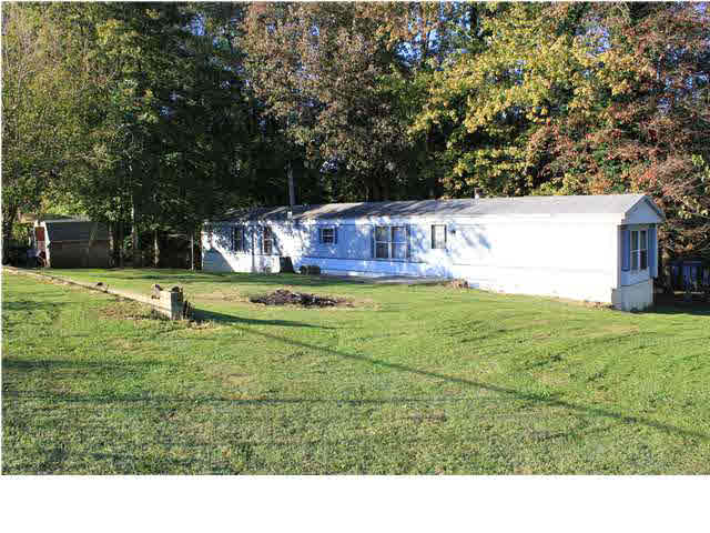 27 Poplar St, Birdseye, IN 47513 photo 2